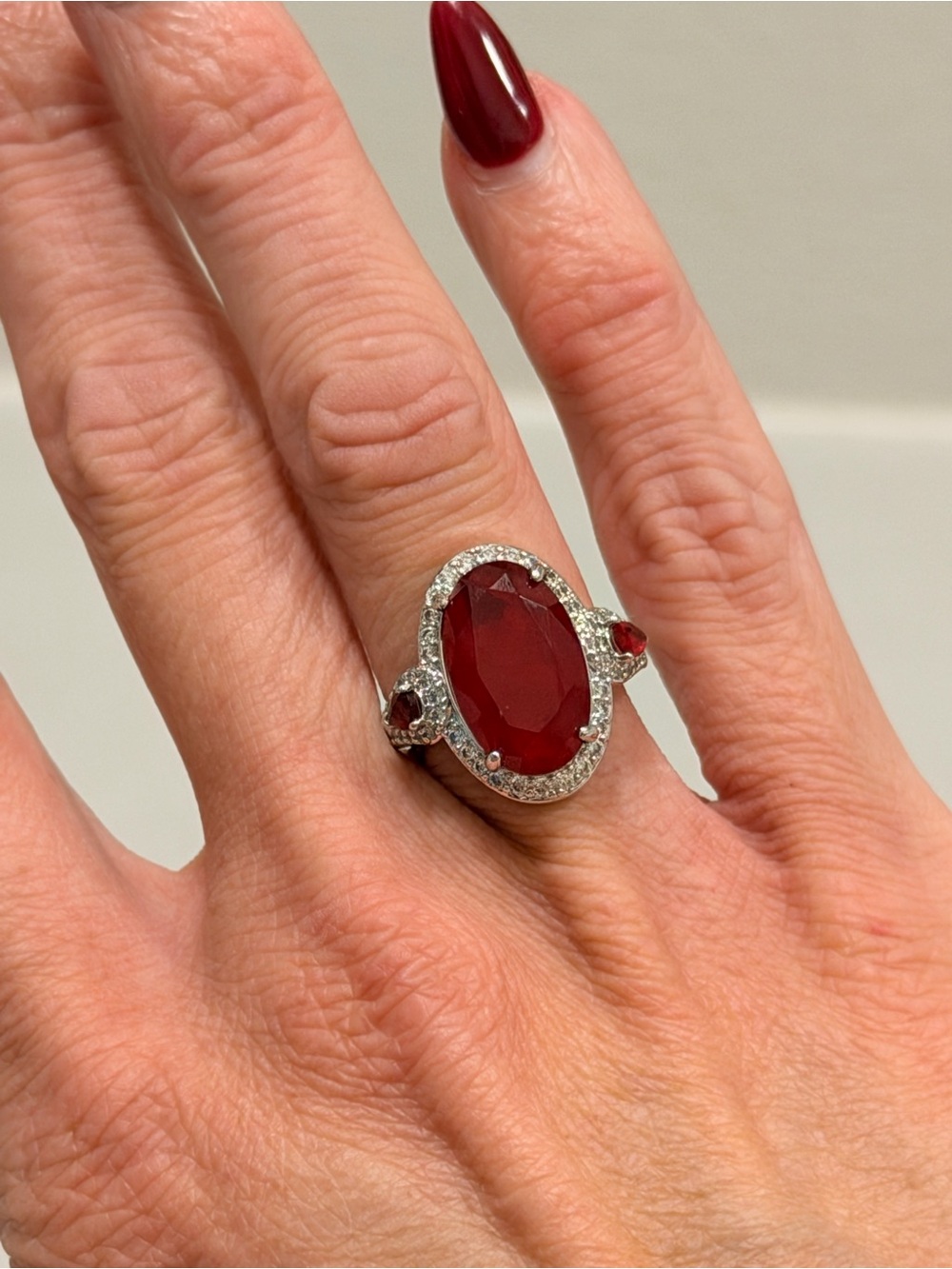 Bomb Party NWOT! Silver-Tone Red Oval Crystal Halo Ring for Women